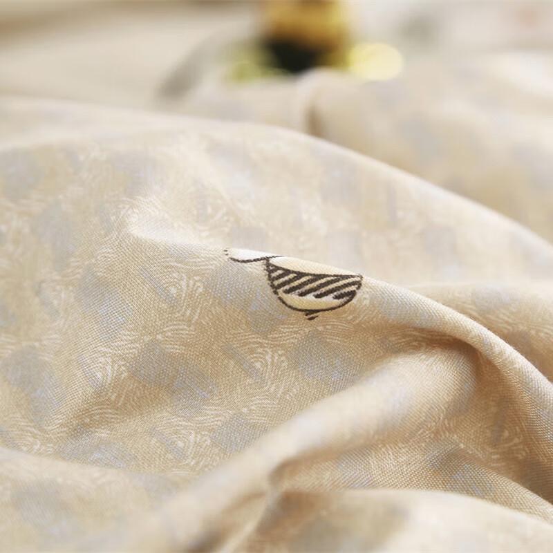 Tangna Home Honeycomb Warm Velvet Quilt