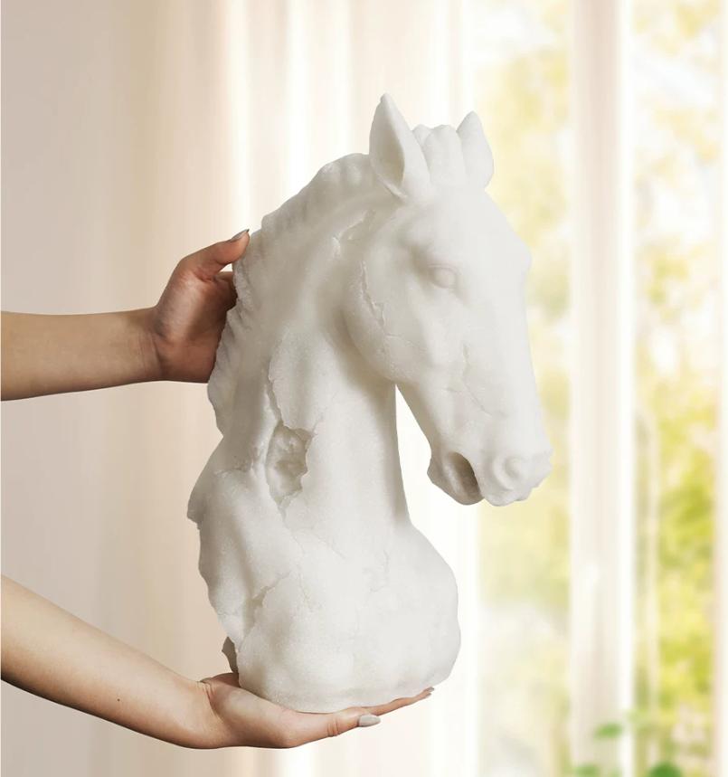 Nordic Resin Horse Head Sculpture Home Decor Livingroom Foyer Art Crafts Fengshui Office Table Horse Decorative Ornaments Gifts