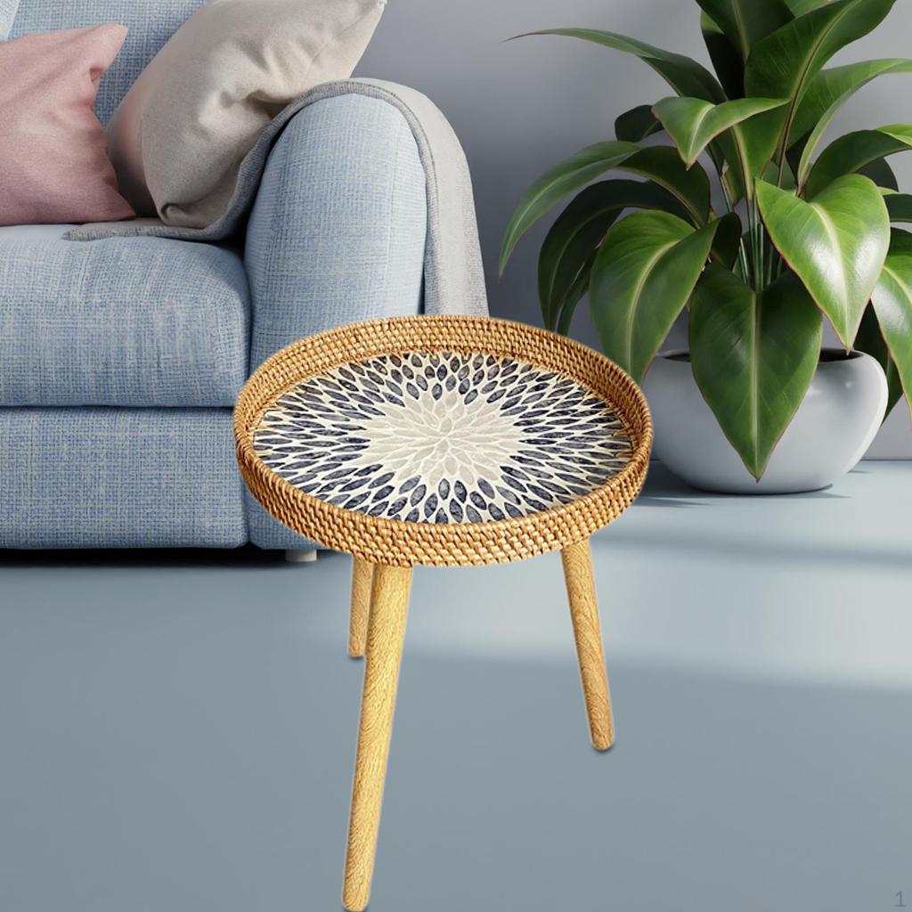 Elegante tavolino in rattan per lo stile della casa