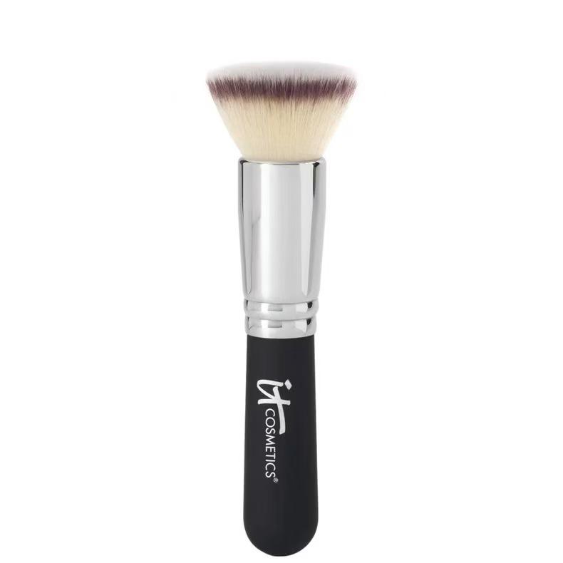 IT COSMETICS No. 6 Flat Makeup Brush for Foundation, Powder, Blush, Concealer & Contour - In Stock