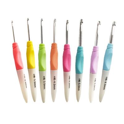 8Pcs Ergonomic Crochet Hook Ergonomic Handle Crochet Hook for Beginner Knitting Sweater Scarves Bag Socks 2.5mm-6mm