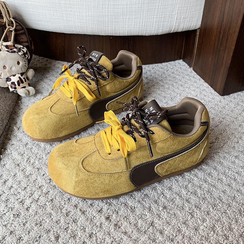 Lightweight Soft Sole~ Leather Shows Feet, Small Ugly Cute Moral Training Shoes, Women's 2025 Spring New Two-color Shoelaces, Casual Forrest Gump Shoe