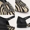 Zapato Mary Jane Negro Cebra Hebilla Joya Montevita 105466