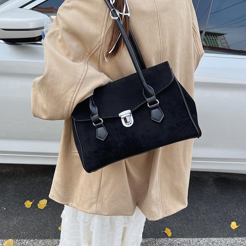 Temperament Versatile Premium Suede Exquisite Fashion Foreign Style 2025 Autumn Women's Shoulder Underarm Bag Handbag Bag
