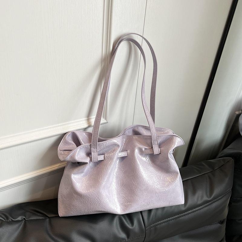 Large Capacity Bag Women's New Line Fashion Texture Shoulder Bag Casual Versatile Commuter Tote Bag