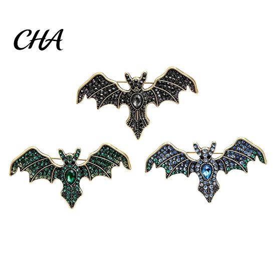 Daily Wear Decorative Pin Halloween Rhinestone Bat Brooch, Retro Gothic Shaped Lapel Brooch Pin, Jewelry Accessory for Clothing Bags Scarves Sweaters