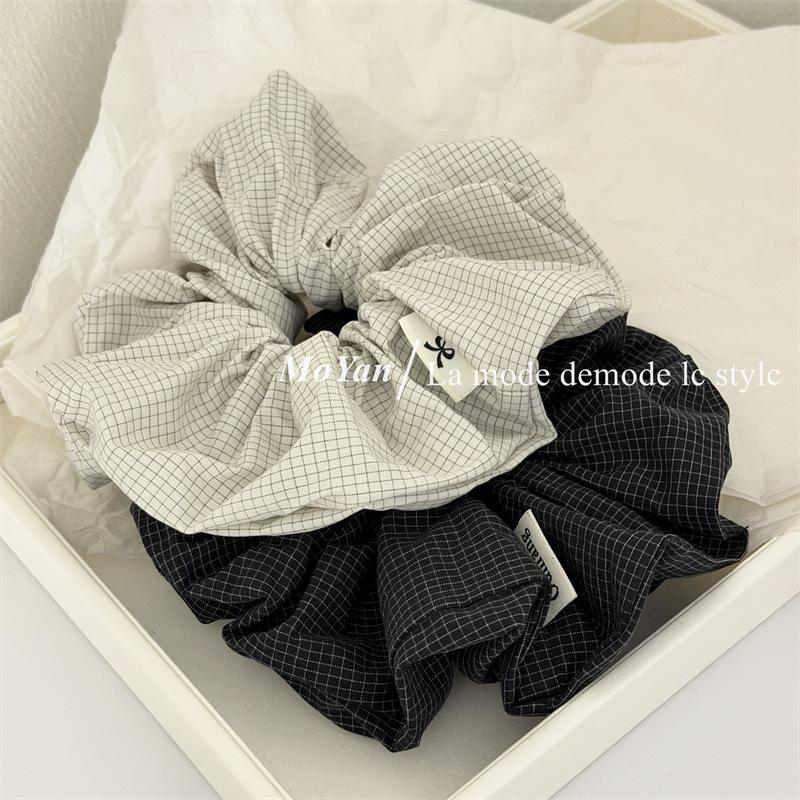 Simple and Fashionable Commuting Checkered Fabric Hairband with High-end Vintage Checkered Hair Tie for Elegant Updo