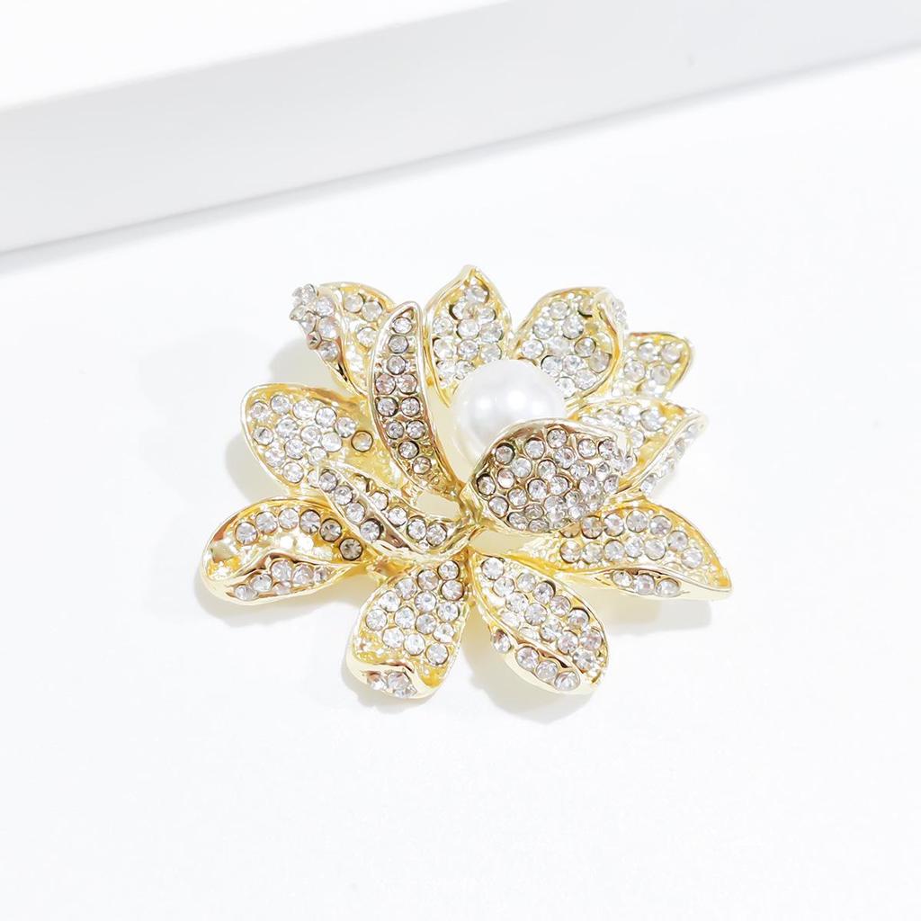 Elegant Pearl and Rhinestone Peony Brooch - Chic Fashionable Lapel Pin Accessory