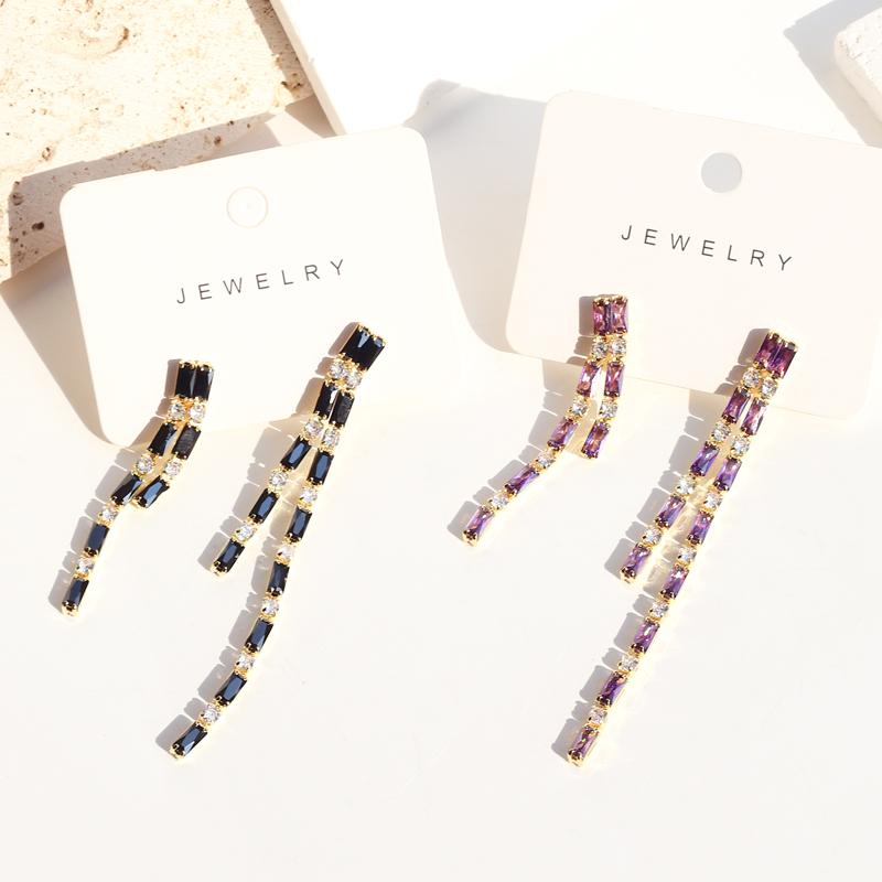Luxury Classic Full of Rhinestones 18K Gold Plated Asymmetry Earrings For Women Sparkling Simple Zircon Jewelry Birthday Gifts
