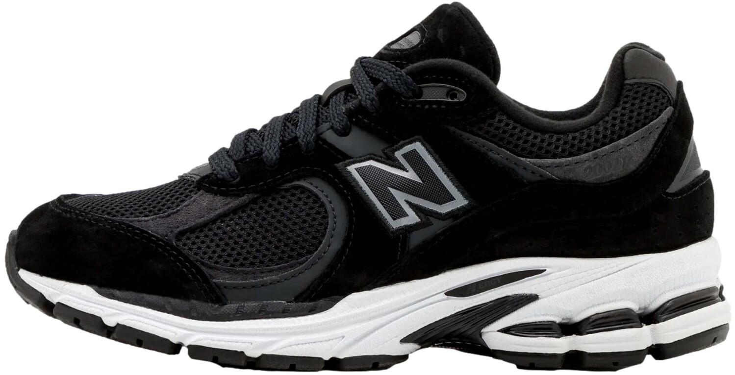 

Кроссовки New Balance 2002R (M2002RBK) black/phantom/gunmetal 41 ½