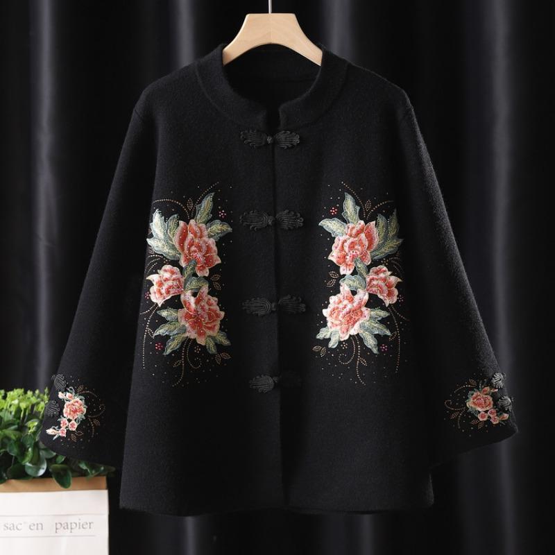 Mom autumn and winter new cashmere coat Tang suit old woman natal year happy mother-in-law wedding banquet top spring