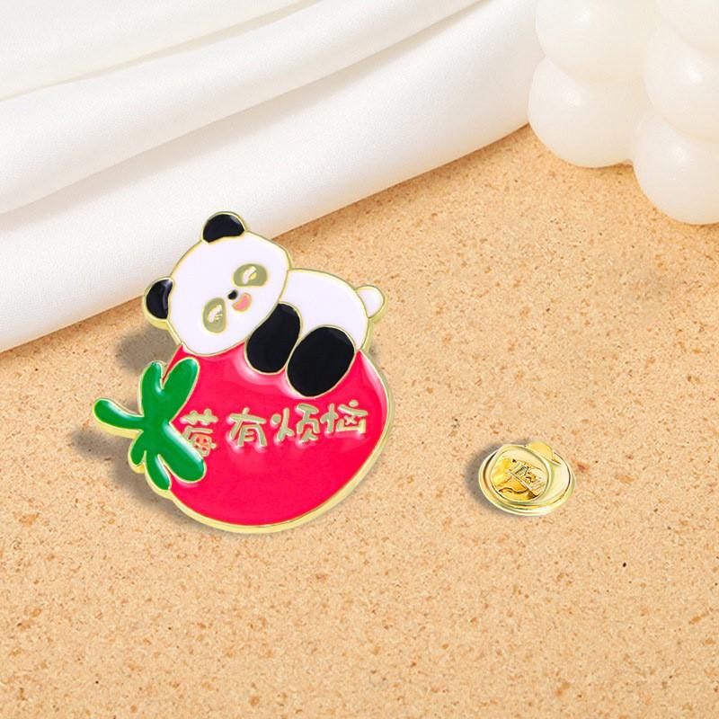 Chinese style panda brooch cute animal bag badge clothing bag accessories bamboo giant panda chain collar pin