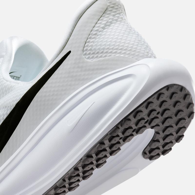 Nike Official NIKE REVOLUTION 8 EASYON Men's Road Running Shoes, Model Number HQ2414