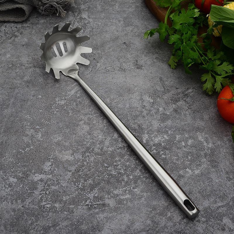 304 Stainless Steel Kitchenware Set: Spatula, Soup Spoon, Stirring Spatula, Slotted Spoon, Mushroom Spatula, Frying Spatula.