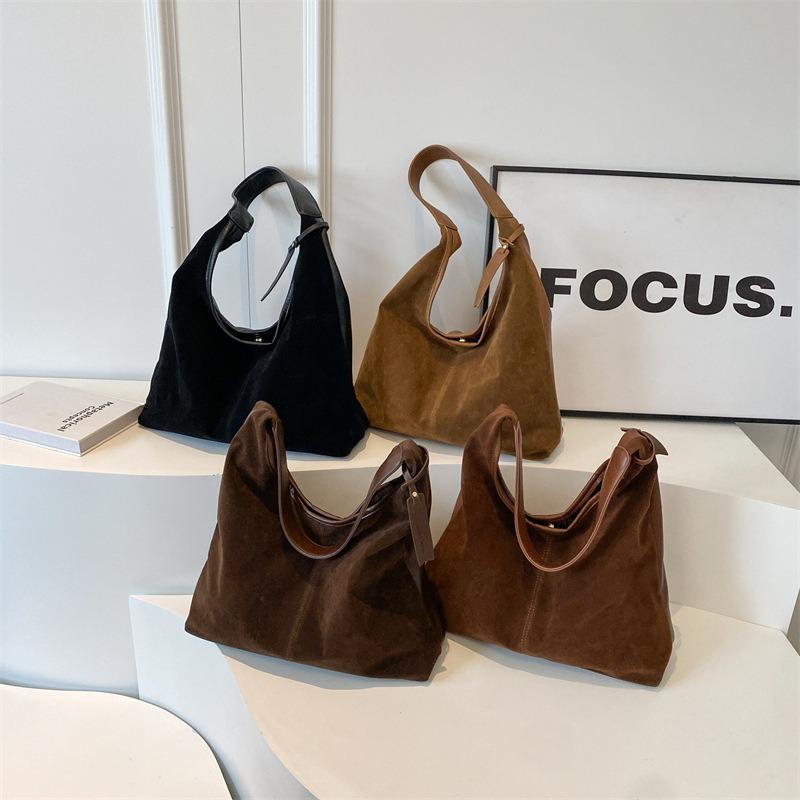 Retro Texture Underarm Bag Women's Bag New Suede Tote Bag Simple and Versatile Shoulder Bag