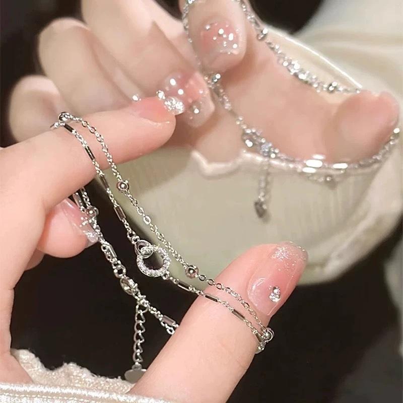 Zhongying Jewelry: Women's Japanese & Korean Style Double-Layer Interlocking Bracelet - Niche Design, High-End Feel, Perfect for Stacking.