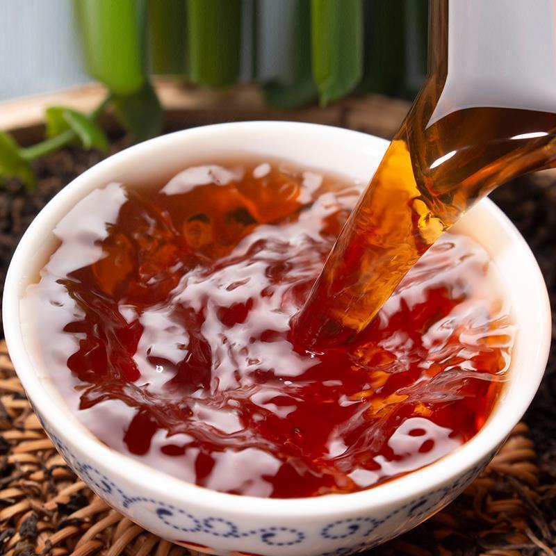 500g Reifer Pu-Erh-Tee Palastqualität Rohstofftee 2008 Menghai Palasttee