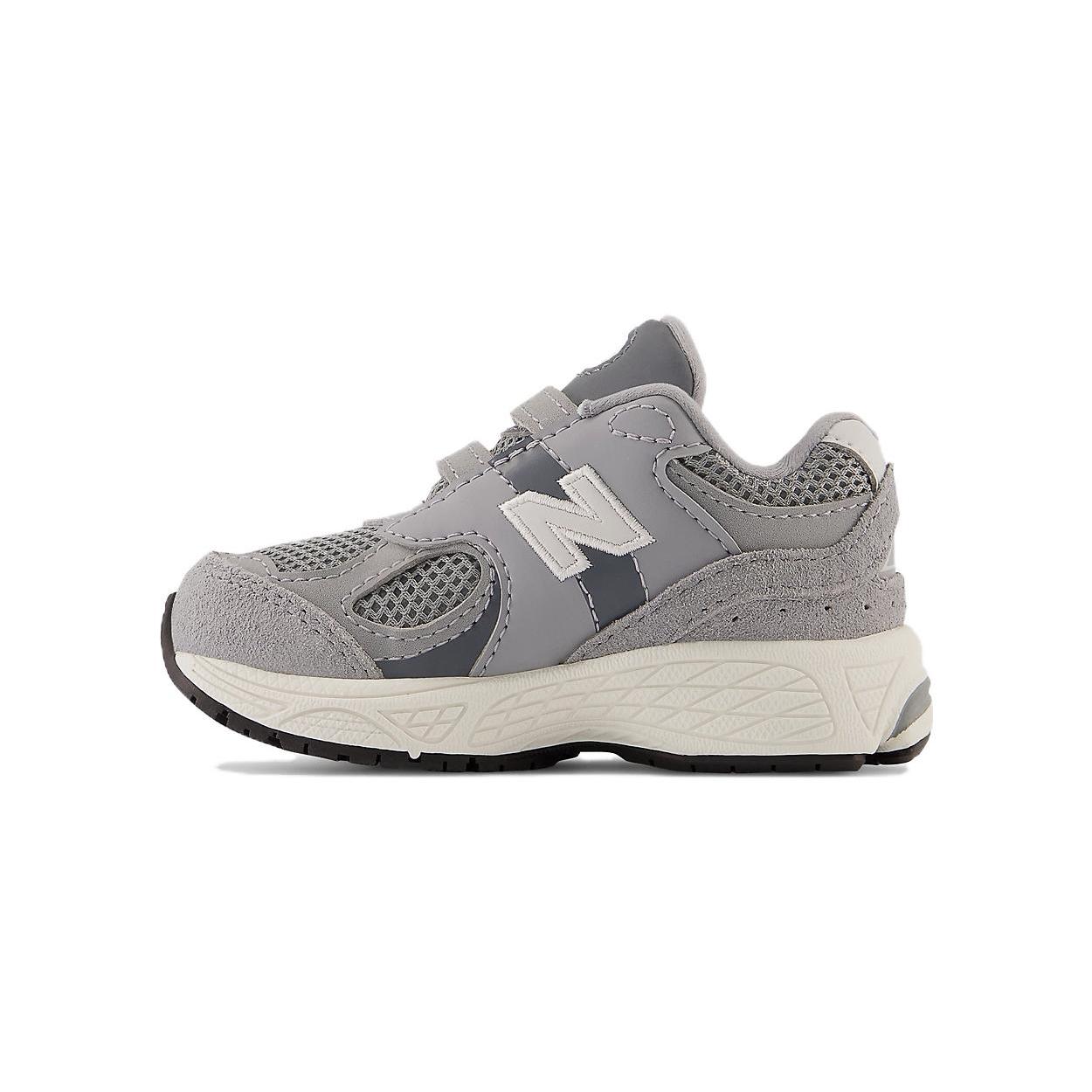 

New Balance NB 2002R Hook and loop Breathable Low top Toddler Shoes Gray White Infant And Toddler IV2002ST 27.5