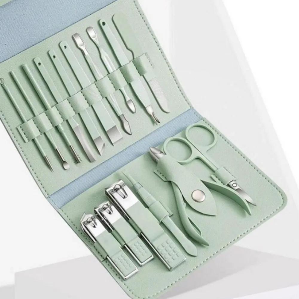 

Portable nail clippers, foot care, exfoliation, nail trimming, stainless steel green