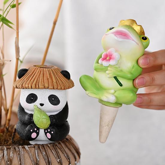 Automatic Waterer Frog Panda Shaped Self Watering Spikes Automatic Watering Device Slow Release Plant Watering Globes