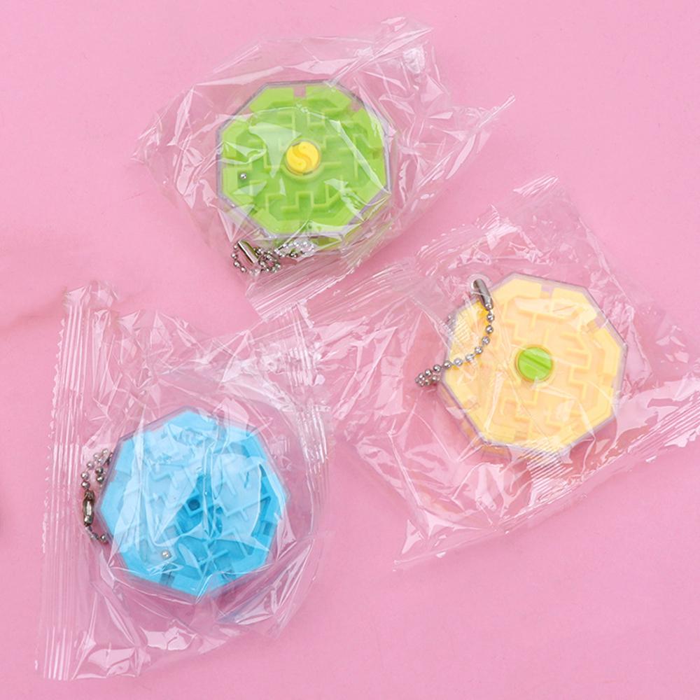 

6 шт. веселья с брелоком для ключей 3D стерео бусины лабиринт игрушки детский подарок на день рождения розыгрыш игры подарок гостю пиньята карнавал детские призы