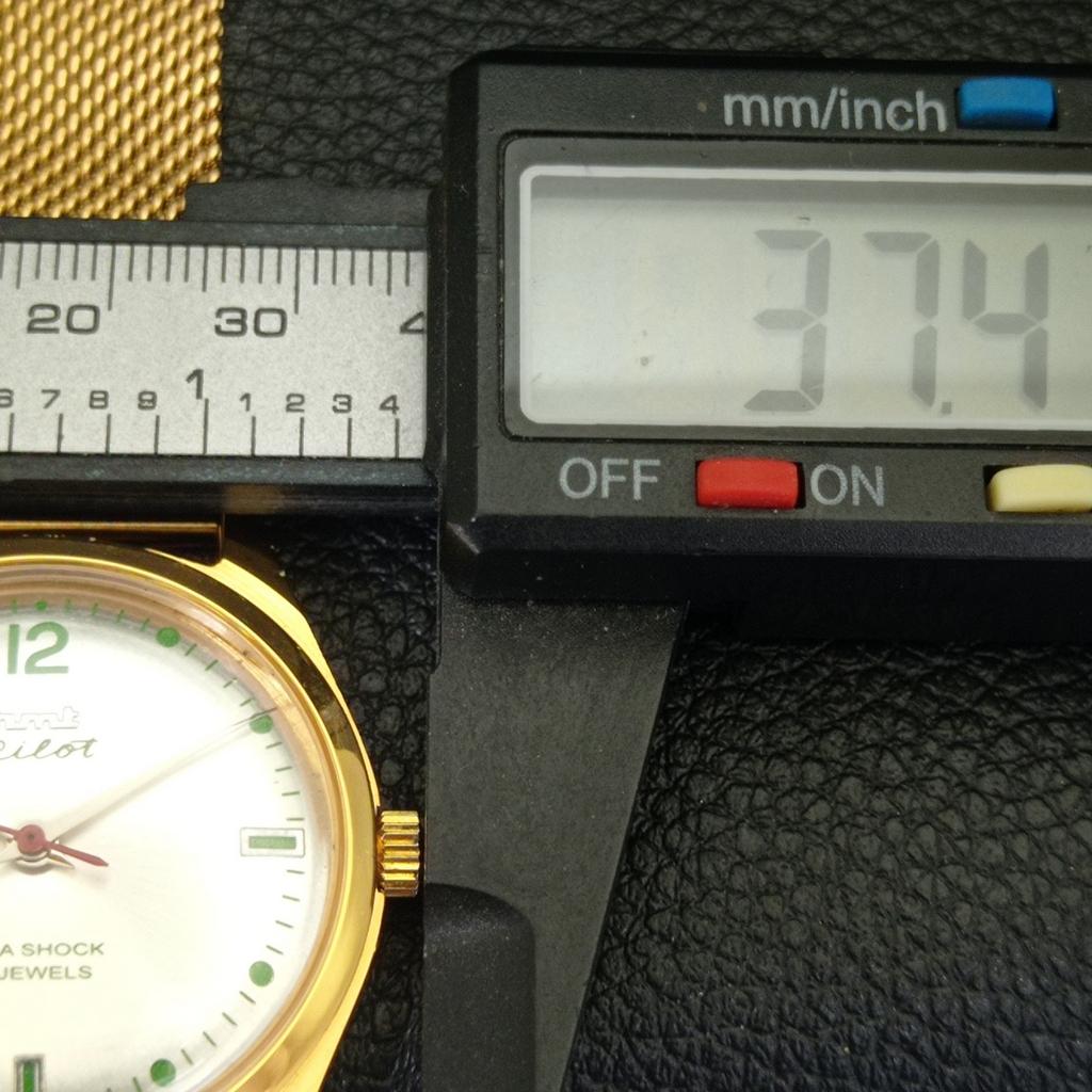 HMT PILOT HAND-WINDING VINTAGE INDIAN MENS SILVER COLOR DIAL WATCH A702074-5 R208-a702074