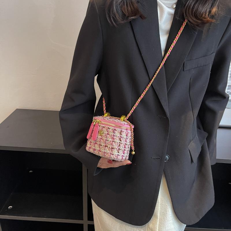 Strukturierte kleine Tasche Damen 2025 neu trendige Mode gestrickte Kette Umhängetasche Mini Bucket Bag