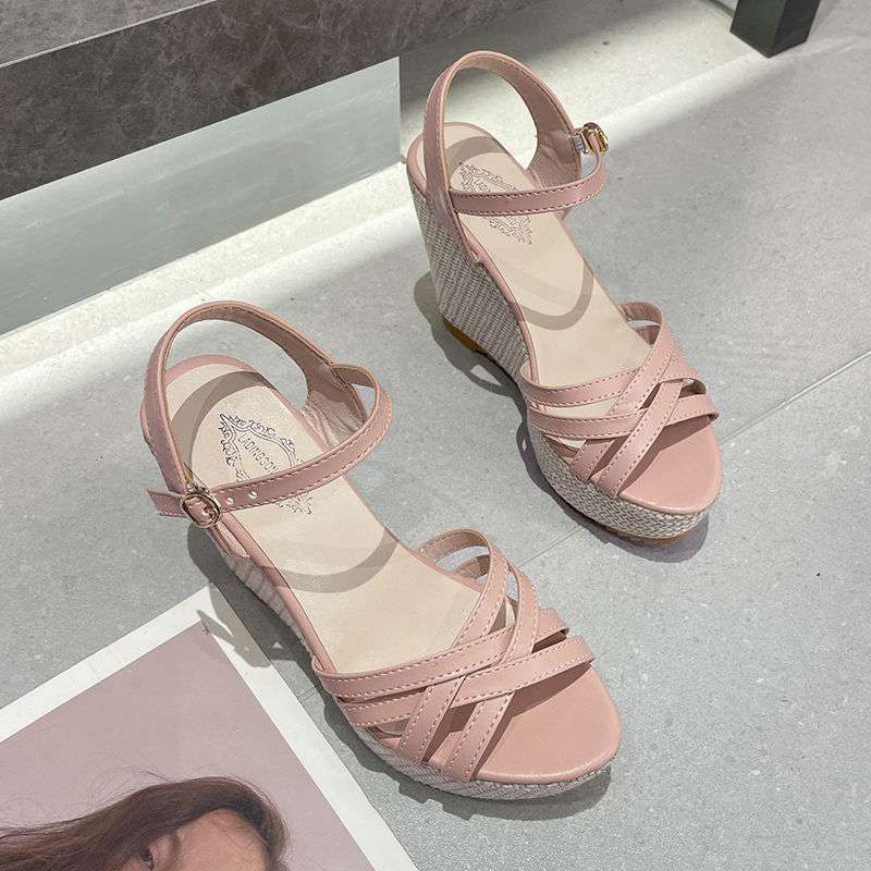 Super high-heeled sandals women's summer 2025 new Korean version of versatile thick-soled waterproof table open-toe one-word buckle wedge sandals