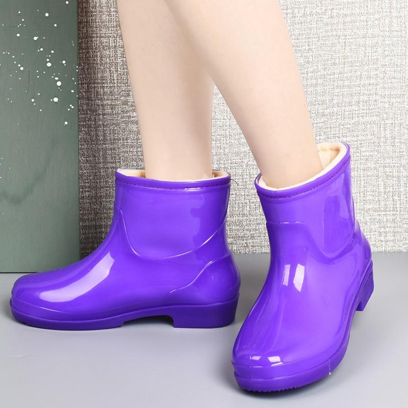 Fashion and leisure women's short water shoes rain shoes women's winter warm rain boots non-slip and wear-resistant kitchen velvet rubber shoes