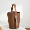 Bucket Bag, New Retro Fashion Bag, Commuting Large Capacity Bag, High-end Feeling, Mother Child Shoulder Bag, Women's Bag