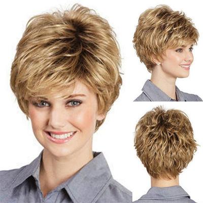 Perruques synthétiques ombrées blondes pour femmes Cheveux courts Perruque de maman avec frange Brun mélangé Blond Coupe pixie Perruques Cadeau Mère Grand-mère Costume