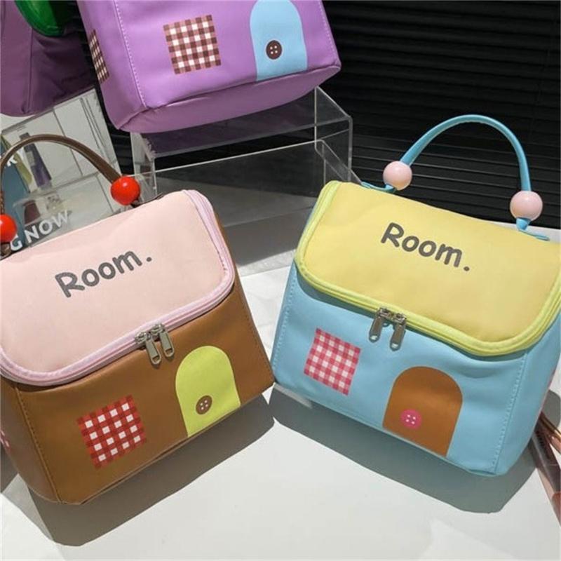 Sturdy Polyester Makeup Bag for Women Multiple Compartment Cosmetic Organizers Waterproof Portable Carry Case Use