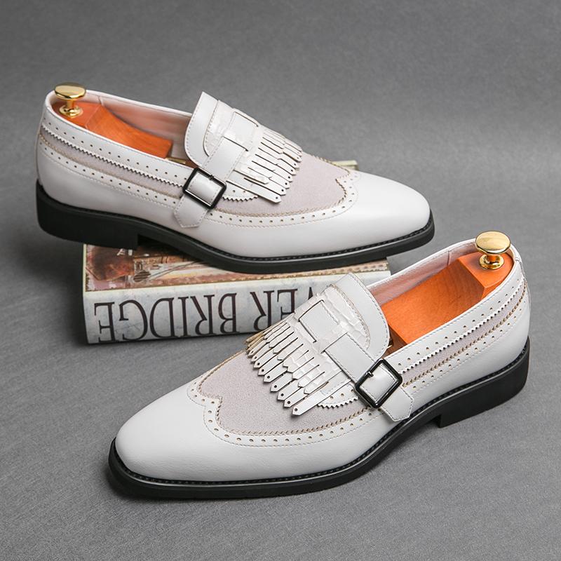 Fashion Slip on 38-46Casual and fashion men's shoes Designer Styles Nightclub and Party Daily hairstylist work Metal loafers White
