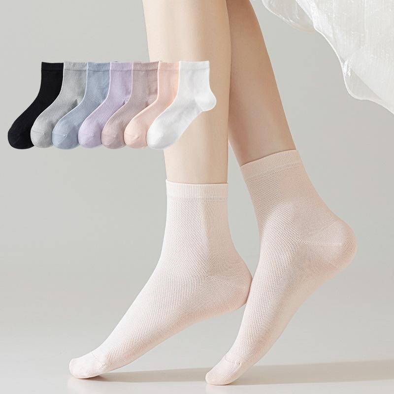 Female Spring and Summer Thin Leisure Pure Color All Build Sweat Absorption Breathable Mesh Moon Boneless Tube Socks