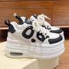 Zwart-witte panda schoenen herfst en winter nieuw kleine hakverhoging dikke zool muffin schoenen casual ruwe schoenen