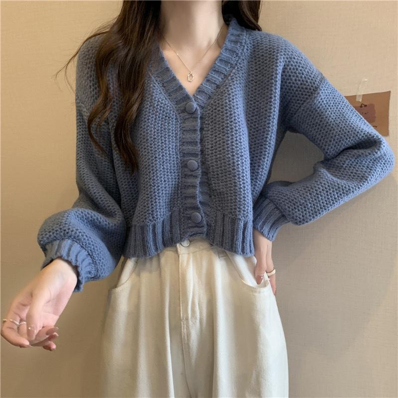 

Autumn and winter new sweet and gentle wind short knitted cardigan loose lazy wind long sleeve women s coat versatile sweater women Average size 53-122 синій