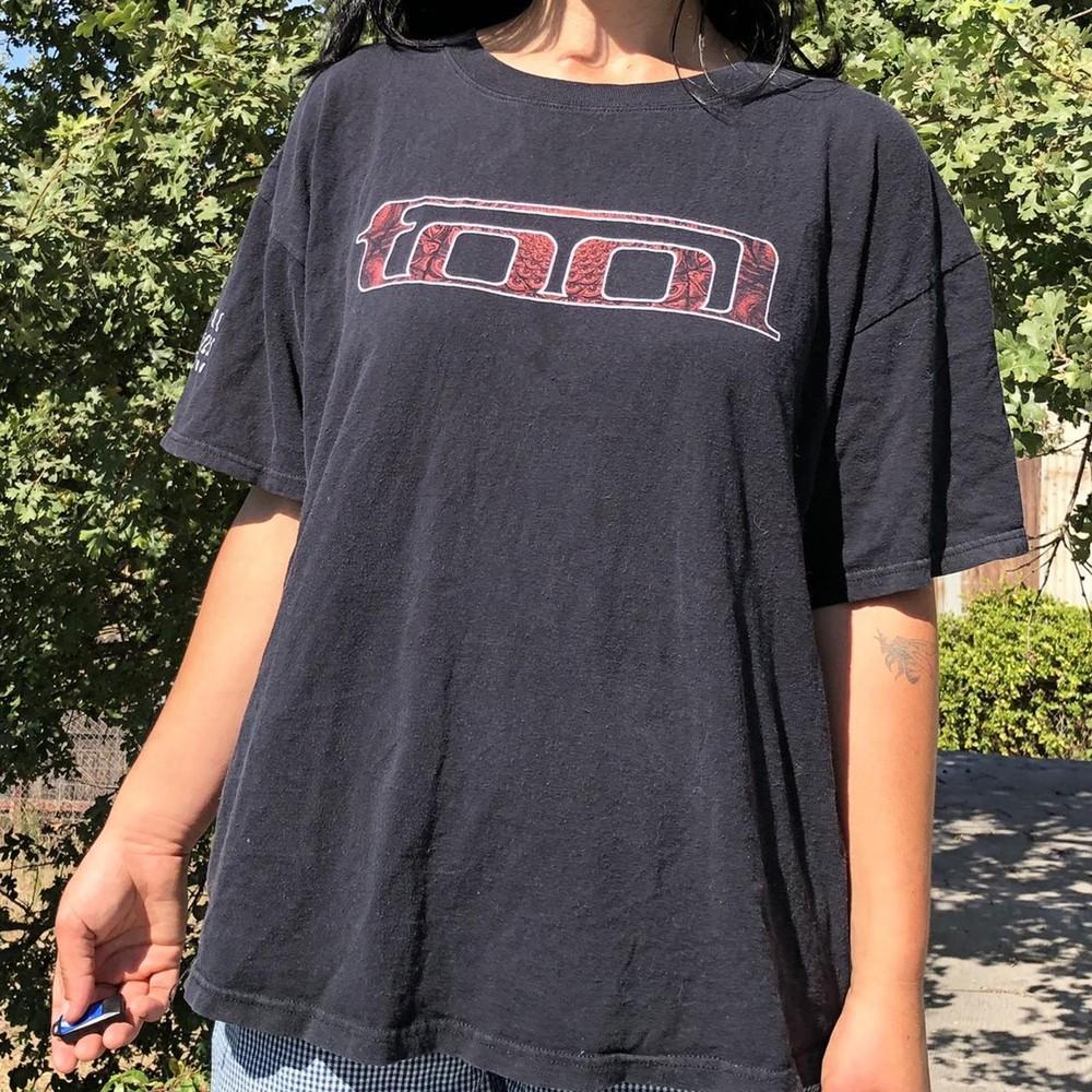 

#T.o.o.l band tshirt vintage shirt unisex shirt classic rock vibe Unisex T-Shirt S