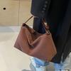 Advanced Retro Bag for Women 2026 New Textured Frosted Shoulder Bag with Large Capacity Crossbody Commuting Designer Luxury Bag