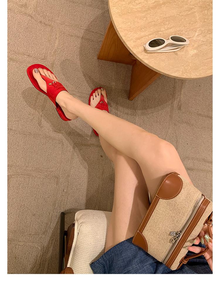 [] lp wife drag~ metal buckle tassel toe flat bottom herringbone cool slippers women wear summer