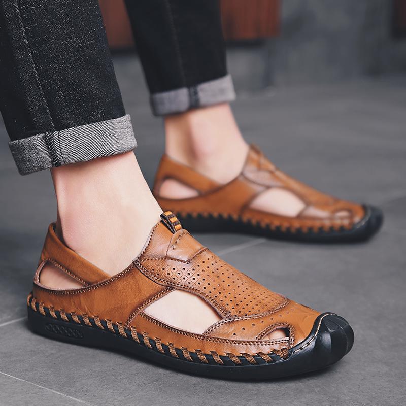 Fashion Leisure Walk Mens Sandals Outdoor Male Wading Aqua Shoes Retro Style Beach Shoes Simple Roman Shoes Casual Leather Summer Flats