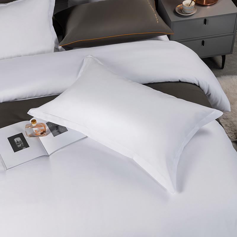 Hotel-Grade White Polyester Cotton 3-Piece Fitted Sheet Bedding Set for Inn or Homestay