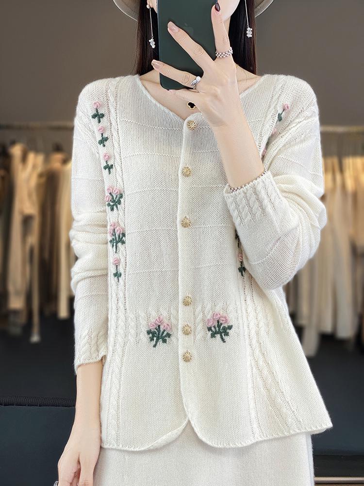Korean Style High-Design Embroidered Wool Cardigan, Crew Neck, Long Sleeve Knitwear for Spring & Autumn