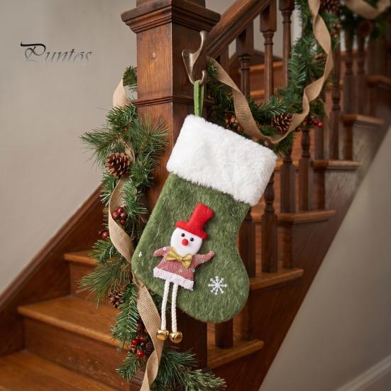 Christmas Tree Embellishment Pendants Plush Stocking Pendant with Santa Claus/Snowman/Elk Designs, Fabric Hanging Decorative Holiday Accessories