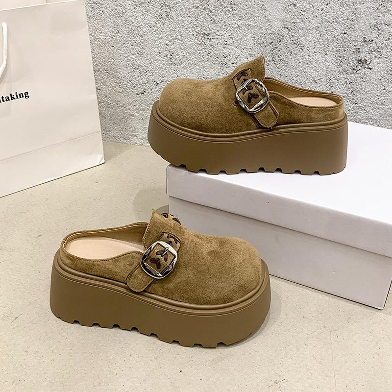 Small Thick-soled Boken Shoes Women's Baotou Spring and Autumn 2025 New Fashion One-pedal Muffin Birken Slippers