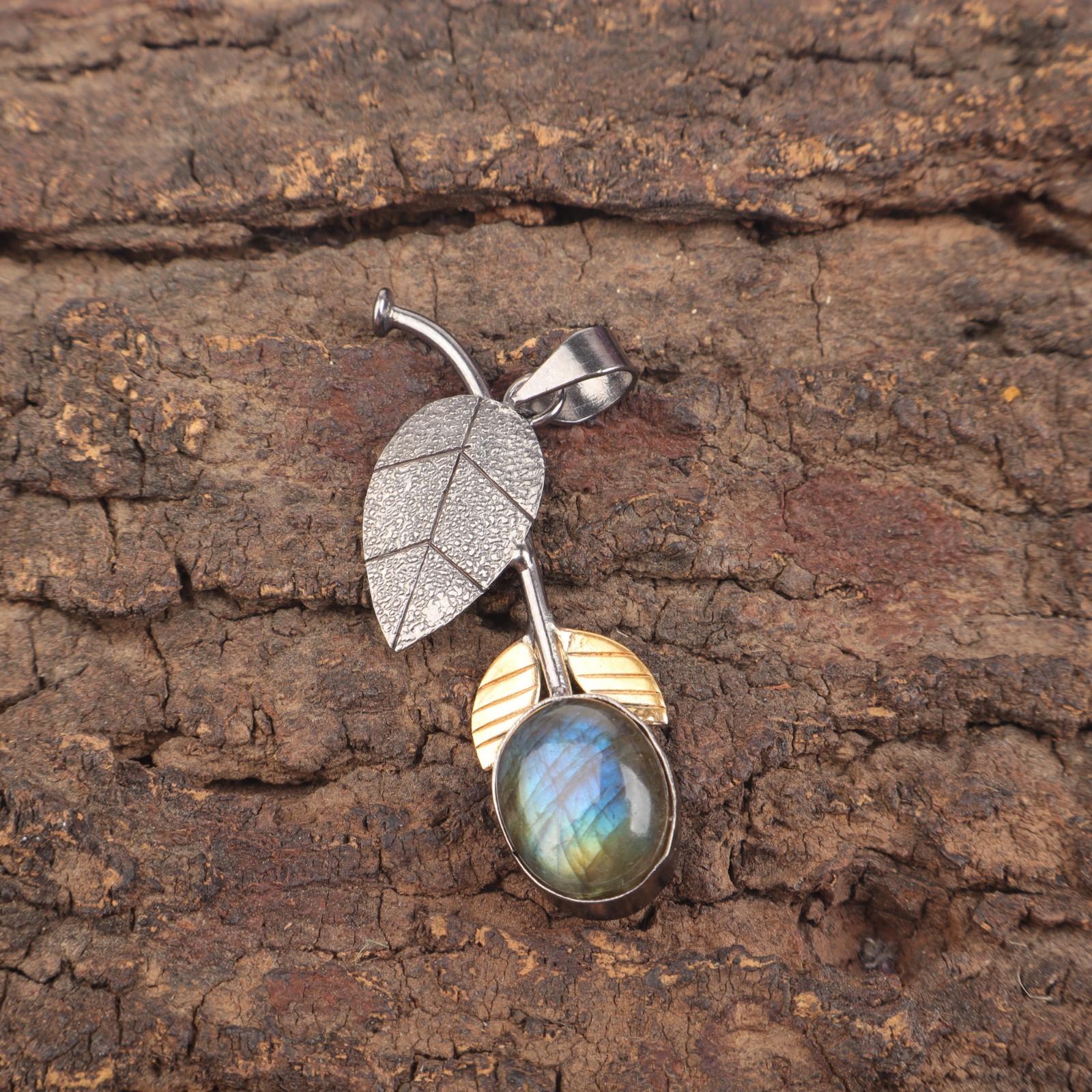 

Овальный камень лабрадорит Подарок сестрам Этнический кулон в стиле ар-деко Серебро 925 пробы PP-55-23