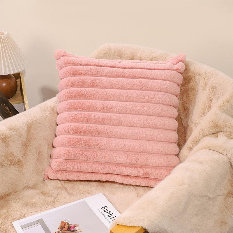 Modern Minimalist Plush Pillowcase 45x45/50x50 for Leisure and Entertainment