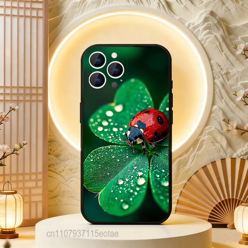Insekt Siebenpunkt-Marienkäfer Für iPhone 12,16,13,14,15,17,11,Pro,Max,Plus,E,Air,Mini TPU Weich zur Hautfreundlichen Handyhülle