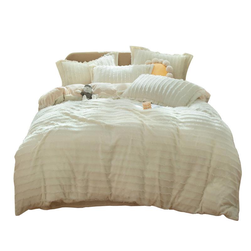 Winter Cut Milk Velvet 4-Piece Set Thickened Warm Coral Velvet Bedspread Quilt Cover Solid Flannel Bedding