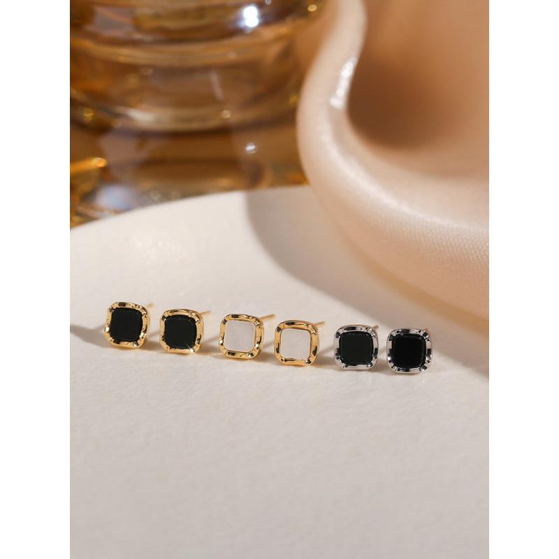 2023 Red Square Sterling Silver Stud Earrings for Women - Mini, Elegant, and Perfect for Christmas