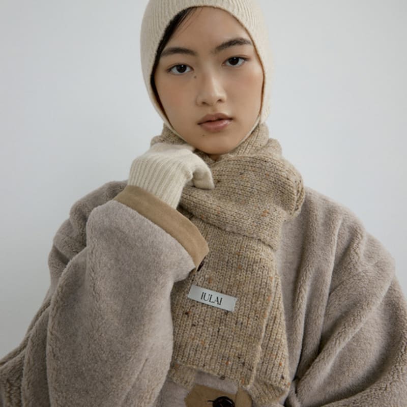 IULAI Popcorn wool muffler Beige